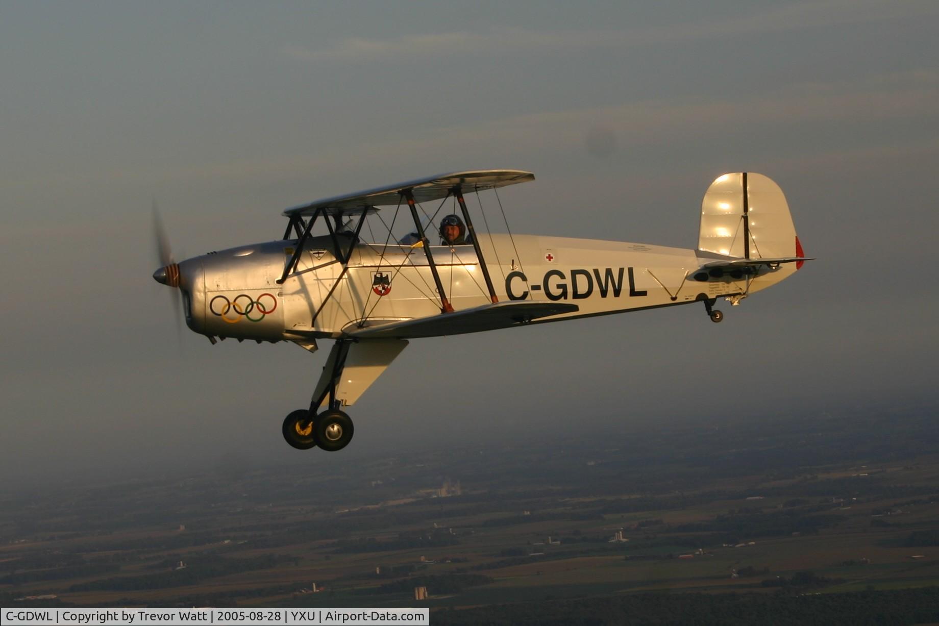 C-GDWL, 2002 CASA 1-131E Jungmann C/N 2062, Jungmann in flight