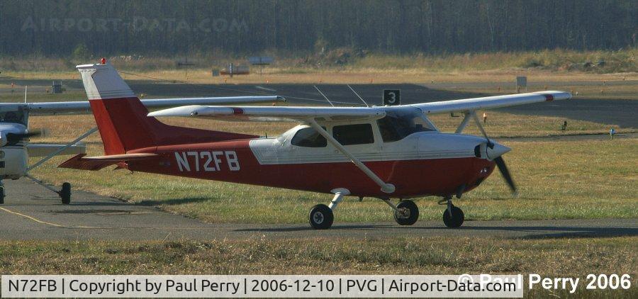 N72FB, 1974 Cessna 172M C/N 17264222, Turning onto the end of the runway