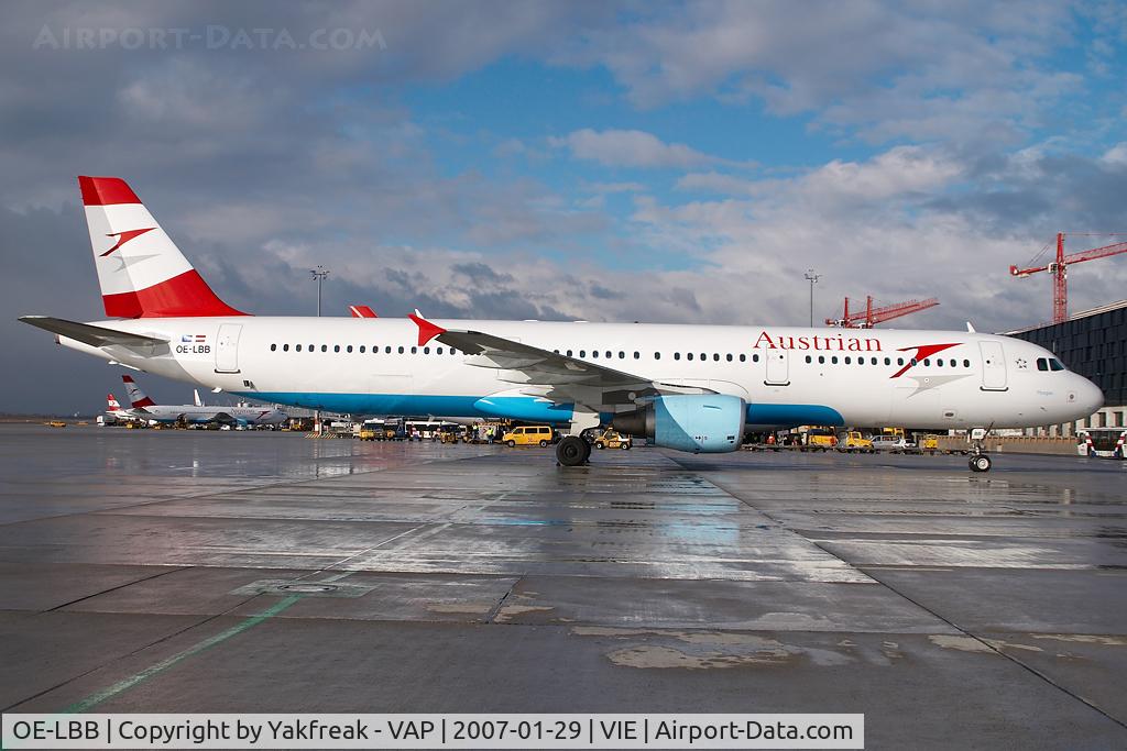 OE-LBB, 1995 Airbus A321-111 C/N 570, Austrian Airlines Airbus 321