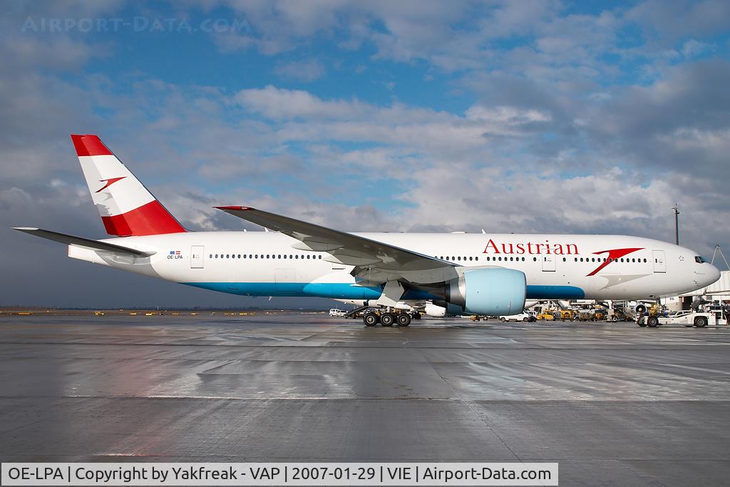 OE-LPA, 1997 Boeing 777-2Z9/ER C/N 28698, Austrian Airlines Boeing 777-200