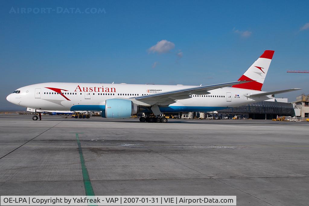 OE-LPA, 1997 Boeing 777-2Z9/ER C/N 28698, Austrian Airlines Boeing 777-200