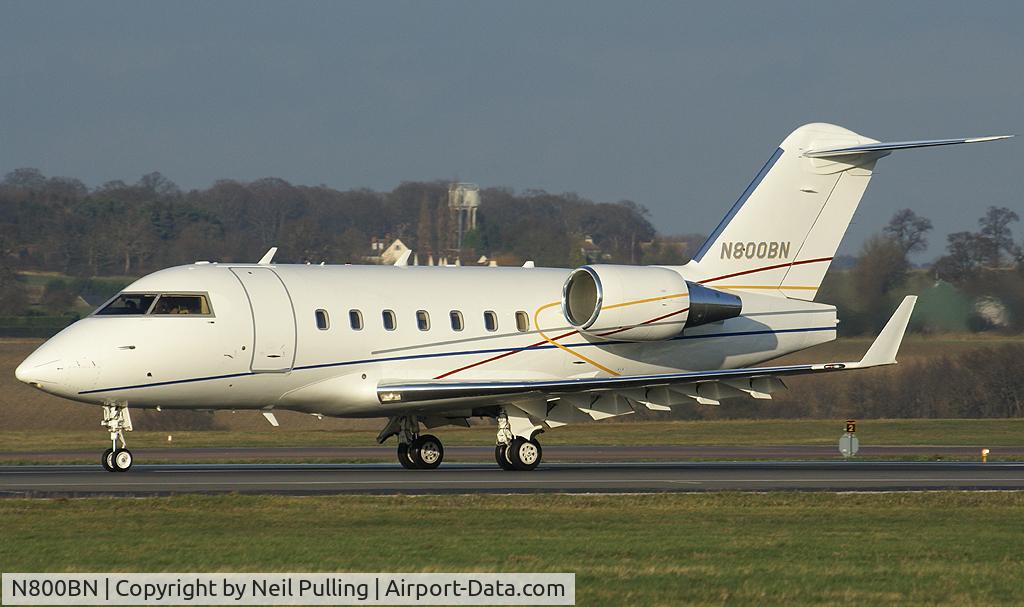 N800BN, 2004 Bombardier Challenger 604 C/N 5600, About to depart, runway 26