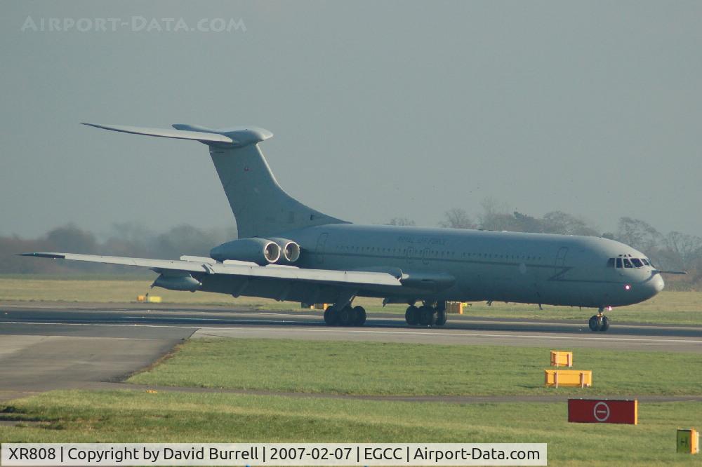 XR808, 1966 Vickers VC10 C.1 C/N 828, RAF DC10 - Landing