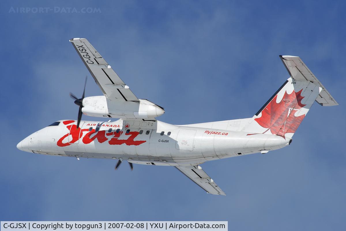 C-GJSX, 1987 De Havilland Canada DHC-8-102 Dash 8 C/N 088, Departing RWY27.
