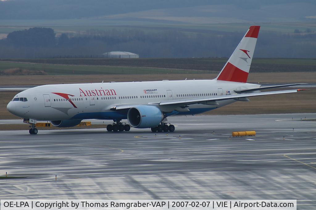 OE-LPA, 1997 Boeing 777-2Z9/ER C/N 28698, Austrian Airlines Boeing 777-200