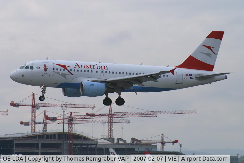 OE-LDA, 2004 Airbus A319-112 C/N 2131, Austrian Airlines Airbus A319
