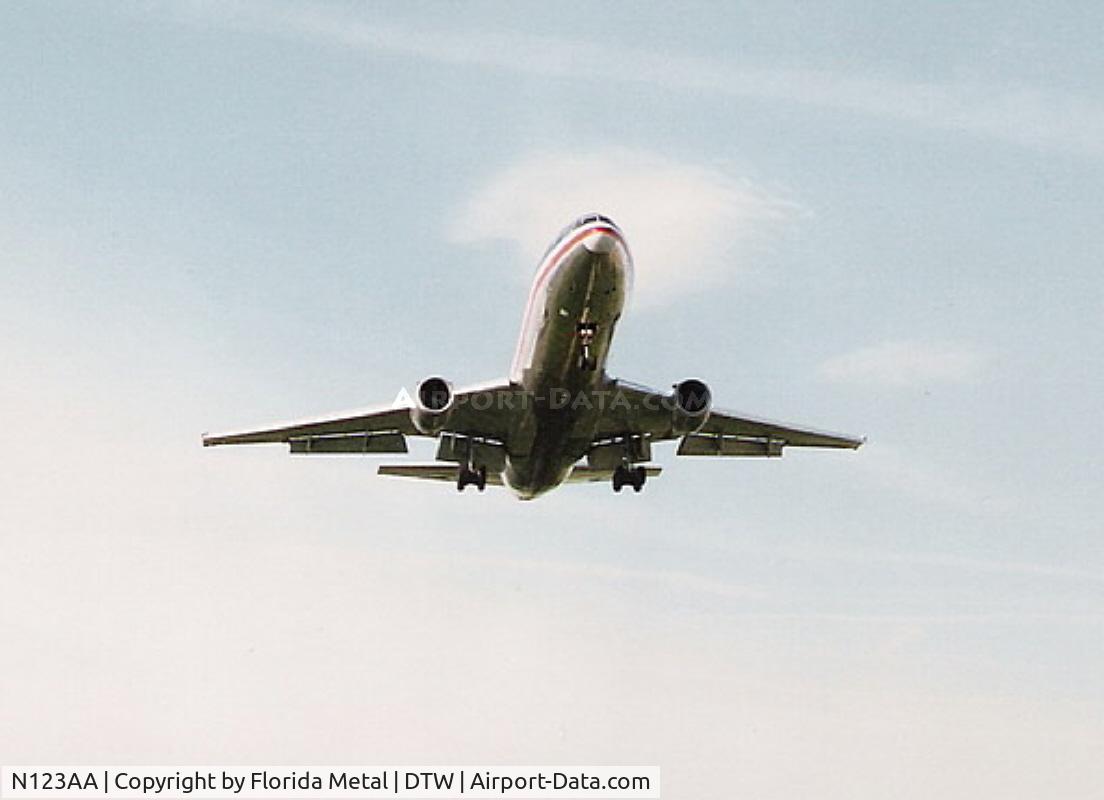 N123AA, 1972 McDonnell Douglas DC-10-10 C/N 46523, American DC-10-10 late 1980s