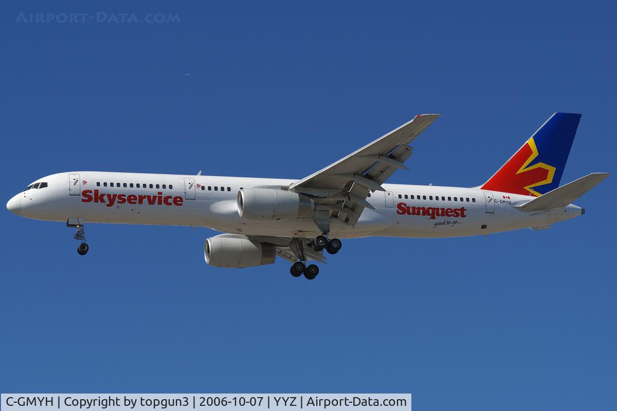 C-GMYH, 1991 Boeing 757-236 C/N 25053, Short final for RWY24R.