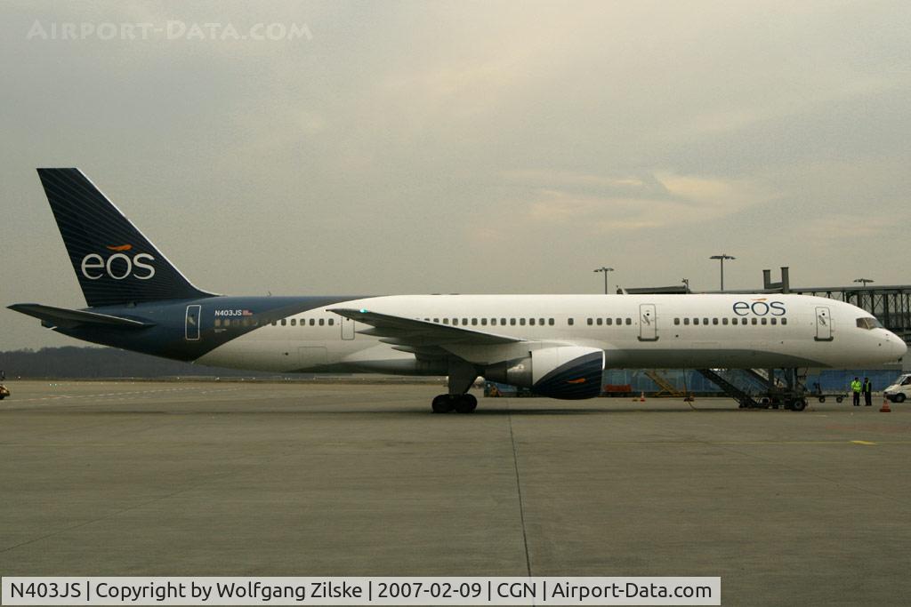N403JS, 1994 Boeing 757-2Q8 C/N 27351, visitor
