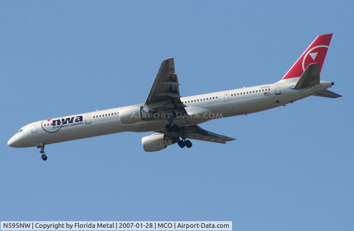 N595NW, 2003 Boeing 757-351 C/N 32995, Northwest 757-351