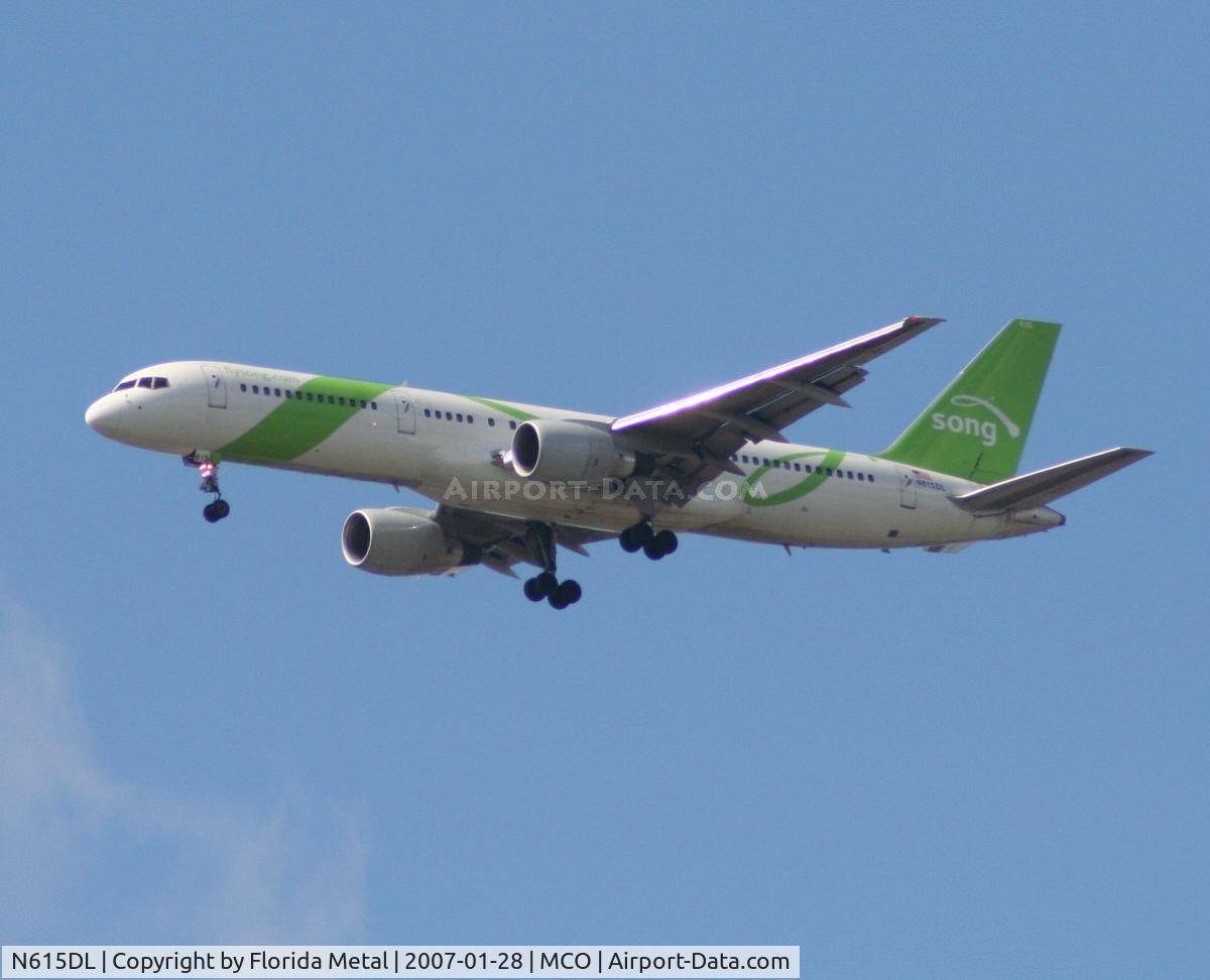 N615DL, 1986 Boeing 757-232 C/N 22822, Song 757