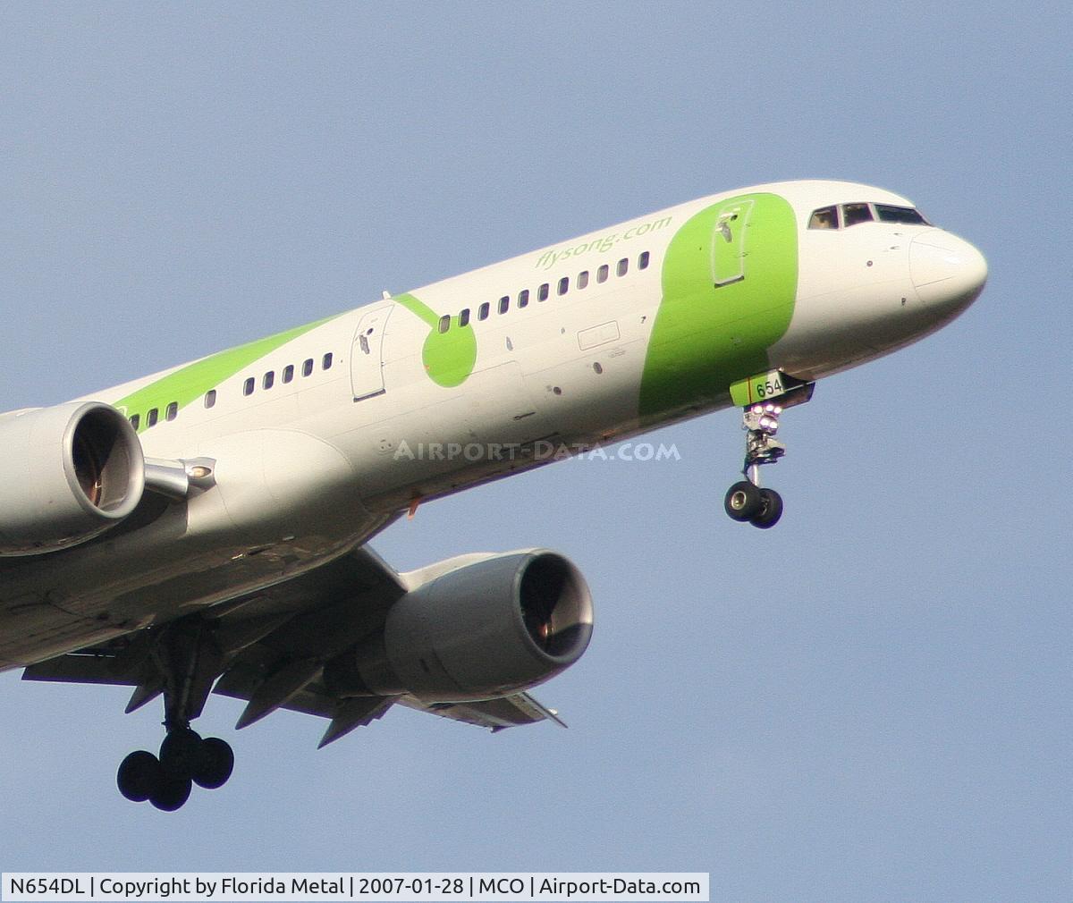N654DL, 1990 Boeing 757-232 C/N 24394, Song