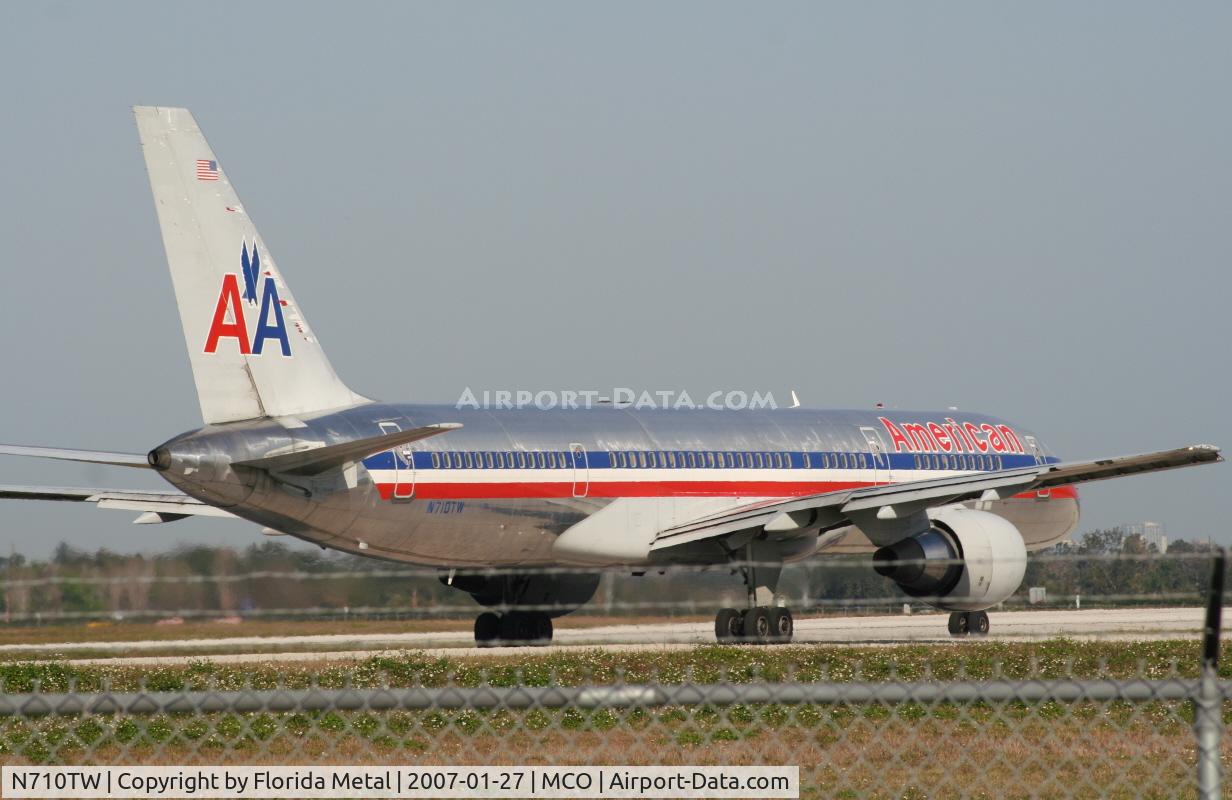 N710TW, 1997 Boeing 757-2Q8 C/N 28169, American 757
