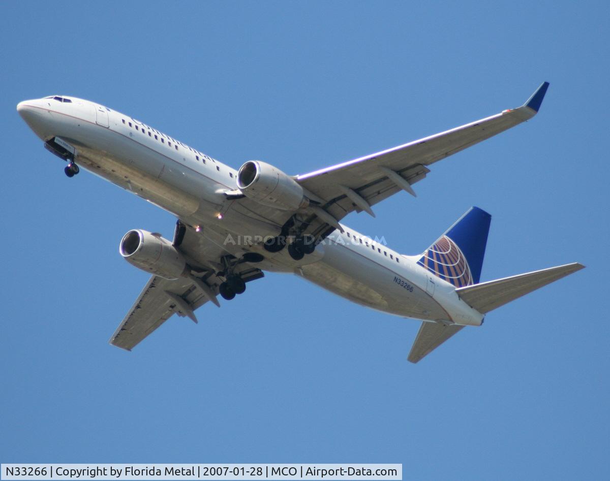 N33266, 2001 Boeing 737-824 C/N 32403, Continental 737-800