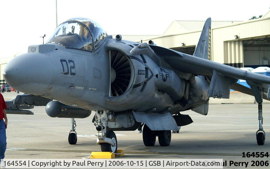 164554, McDonnell Douglas AV-8B+ Harrier II C/N 239, Up close with the Lawn Dart