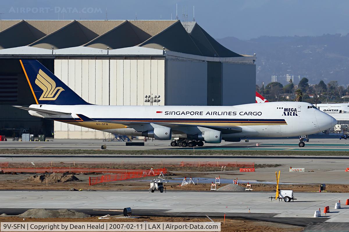 9V-SFN, 2004 Boeing 747-412F/SCD C/N 32899, Singapore Airlines Cargo 9V-SFN (FLT SQC7986) taxiing to the cargo terminal after arrival on the north complex from Ted Stevens Anchorage Int'l (PANC).
