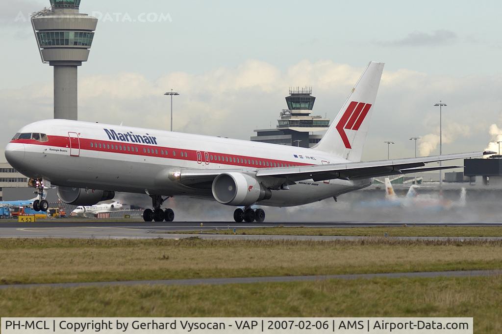 PH-MCL, 1992 Boeing 767-31A/ER C/N 26469, good by Kaagbaan