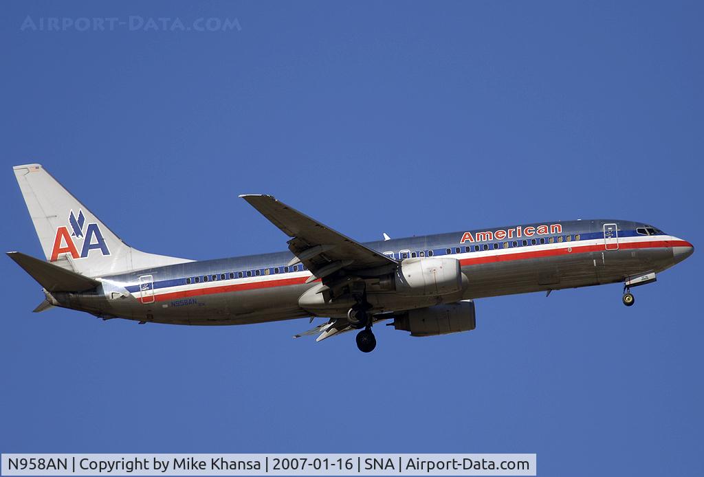 N958AN, 2001 Boeing 737-823 C/N 30091, American Arlines Boeing 737-823