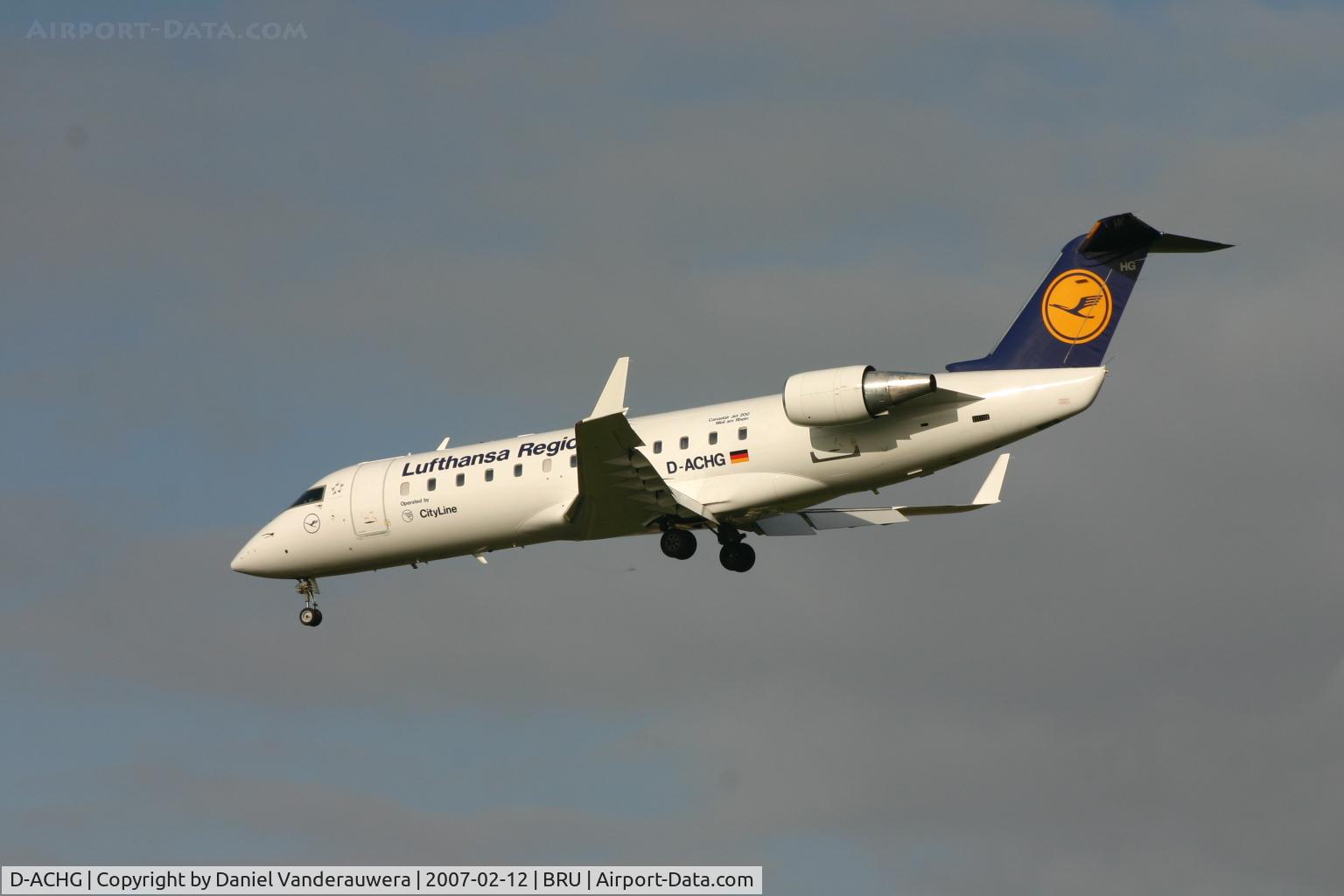 D-ACHG, 2000 Bombardier CRJ-200ER (CL-600-2B19) C/N 7439, final 25L