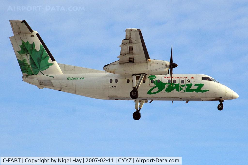 C-FABT, 1986 De Havilland Canada DHC-8-102 Dash 8 C/N 049, Time for a re-paint! arrival for 24R