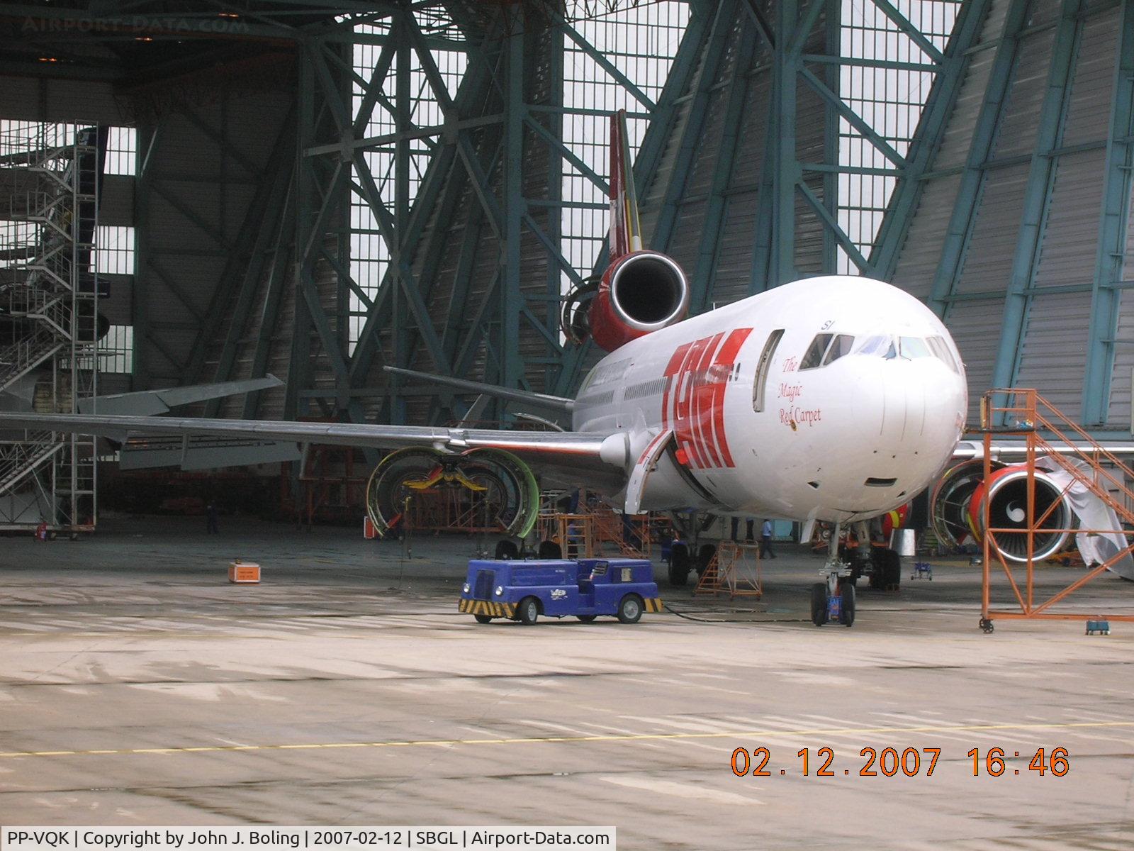 PP-VQK, 1997 McDonnell Douglas MD-11F C/N 48758, TAM MD-11 engine change at VEM, Rio de Janeiro.