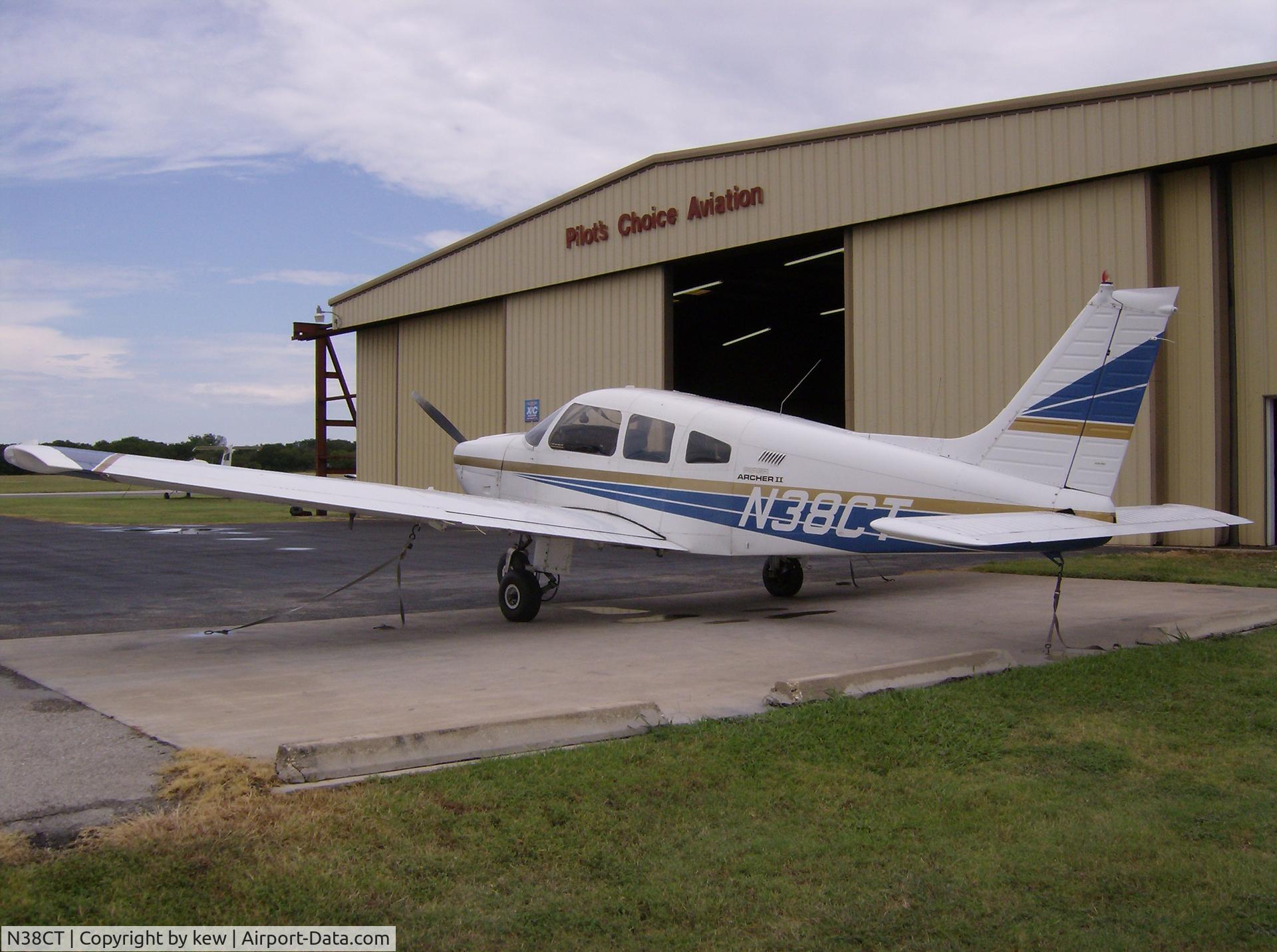 N38CT, 1977 Piper PA-28-181 C/N 28-7890025, N38CT