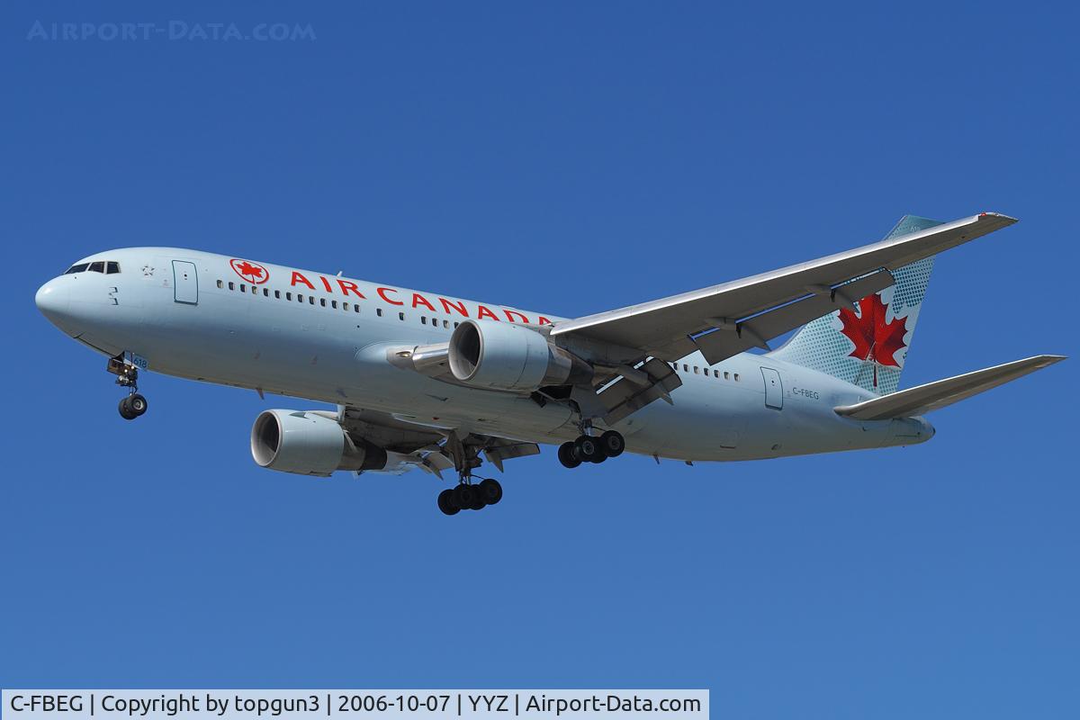 C-FBEG, 1989 Boeing 767-233/ER C/N 24324, Short final for RWY24R.