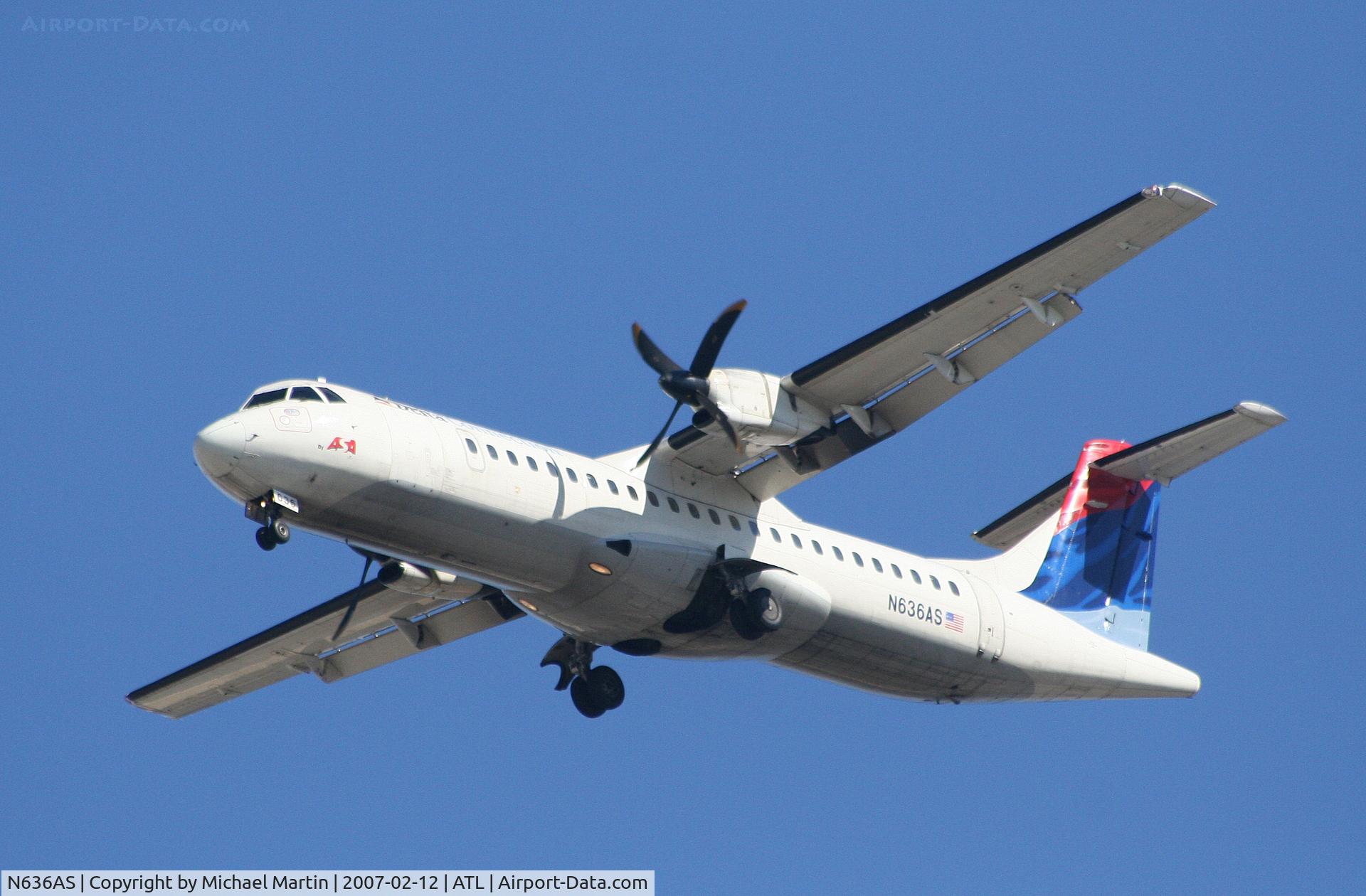 N636AS, 1993 ATR 72-212 C/N 375, On final for Runway 26L