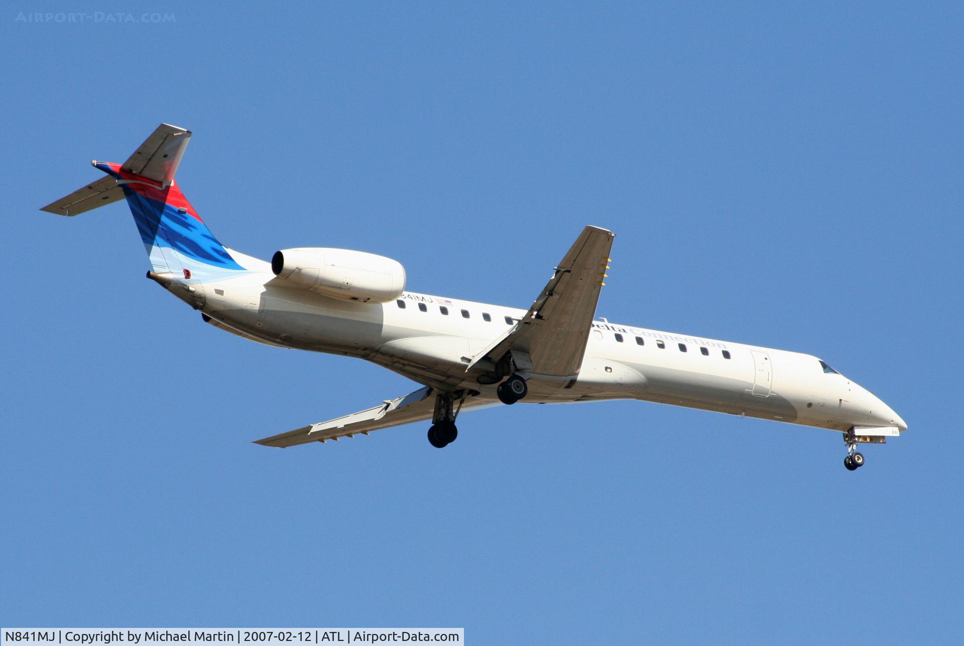 N841MJ, 2001 Embraer EMB-145LR C/N 145448, Over the numbers of 9R