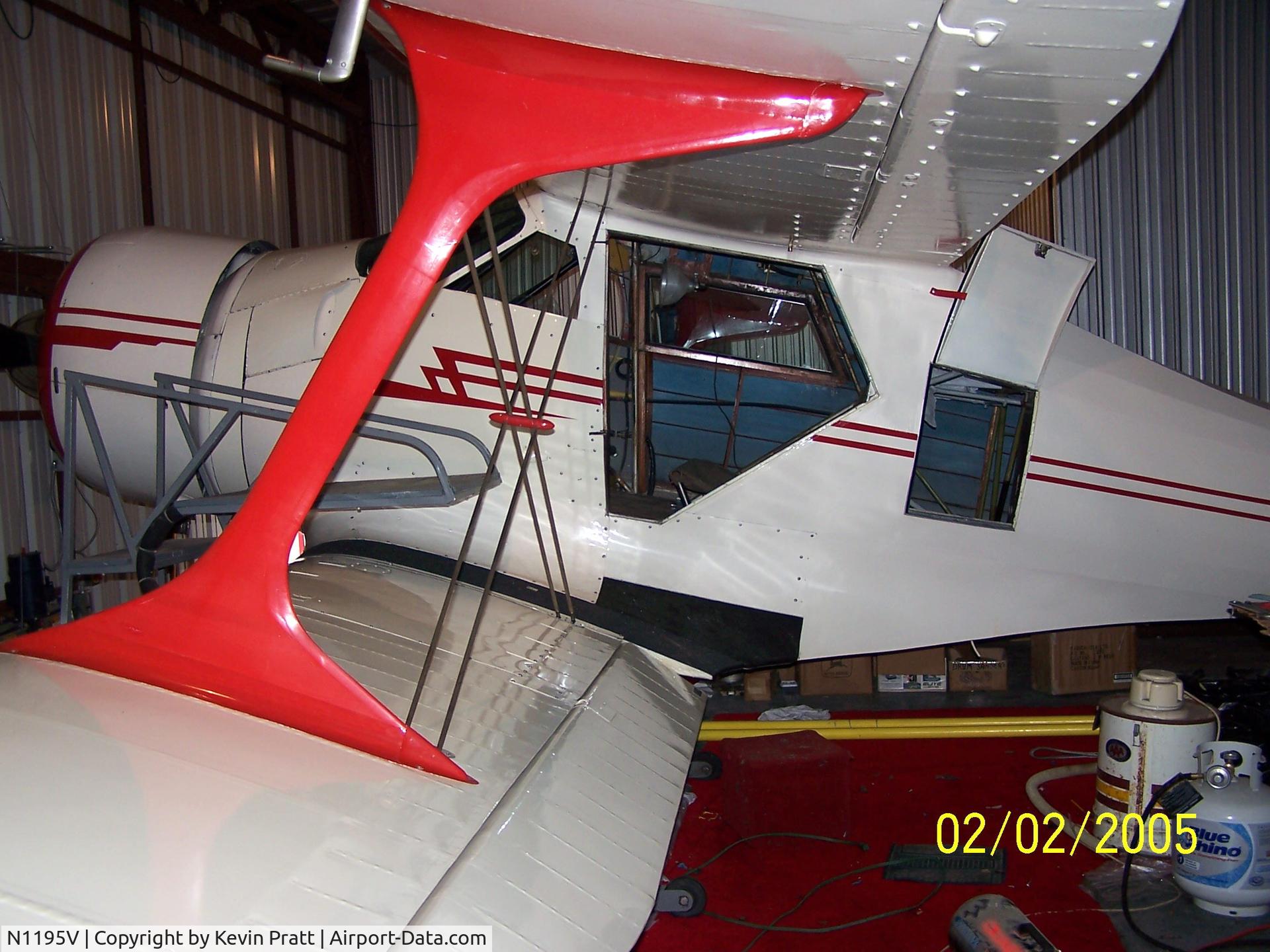 N1195V, 1947 Beech D17S Staggerwing C/N 6749, they are work arent they