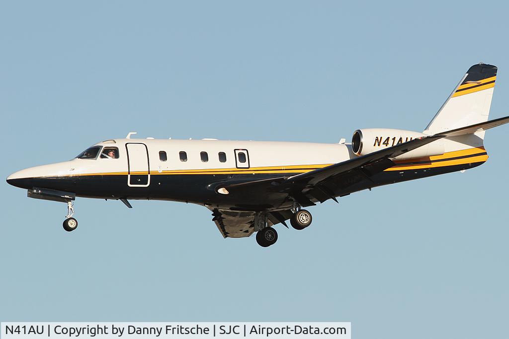 N41AU, 1990 Israel Aircraft Industries IAI-1125 Astra SP C/N 041, Landing at SJC.
