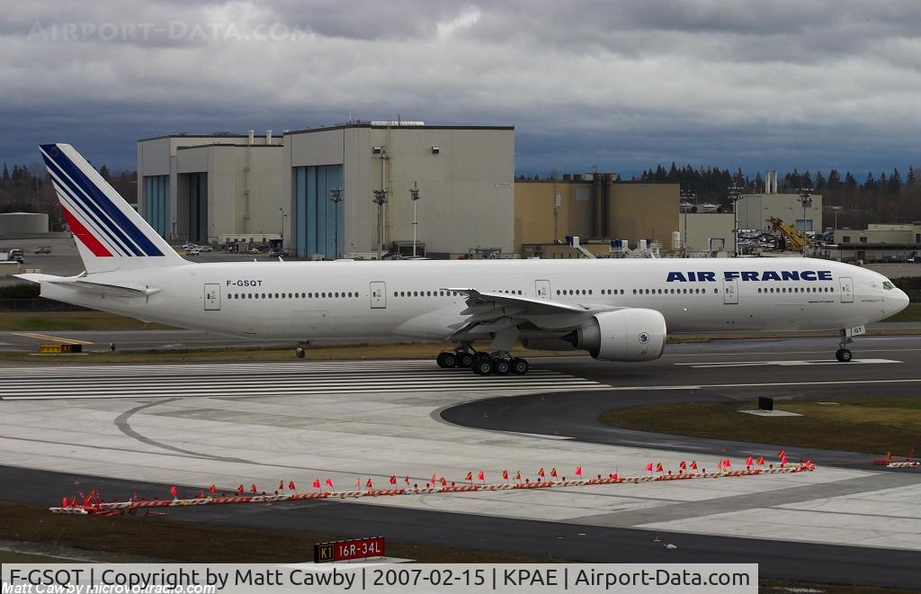 F-GSQT, 2007 Boeing 777-328/ER C/N 32846, First flight from Paine Field