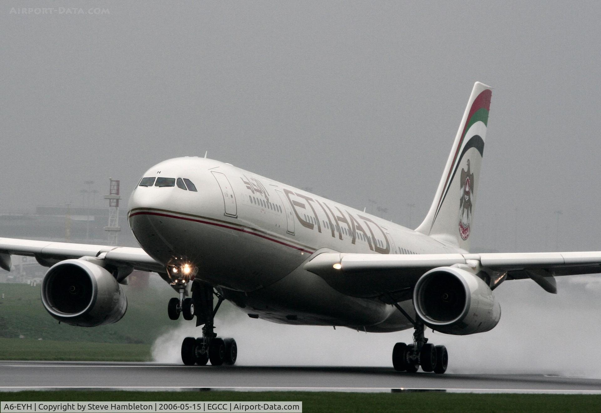 A6-EYH, 2006 Airbus A330-243 C/N 729, Leaving a rainy Manchester for Abu Dhabi