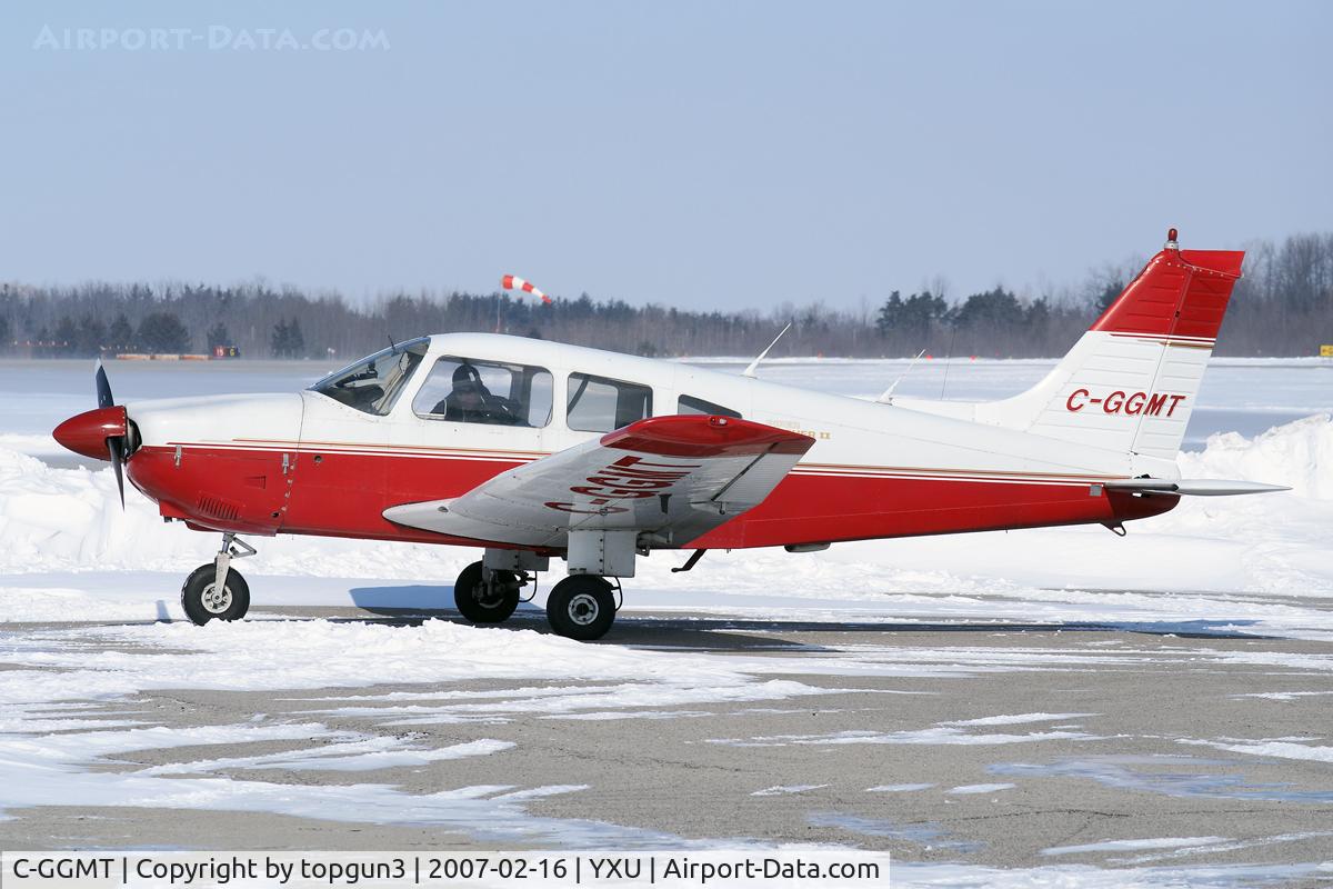 C-GGMT, 1979 Piper PA-28-181 C/N 28-7990031, Parked at SHELL ramp.