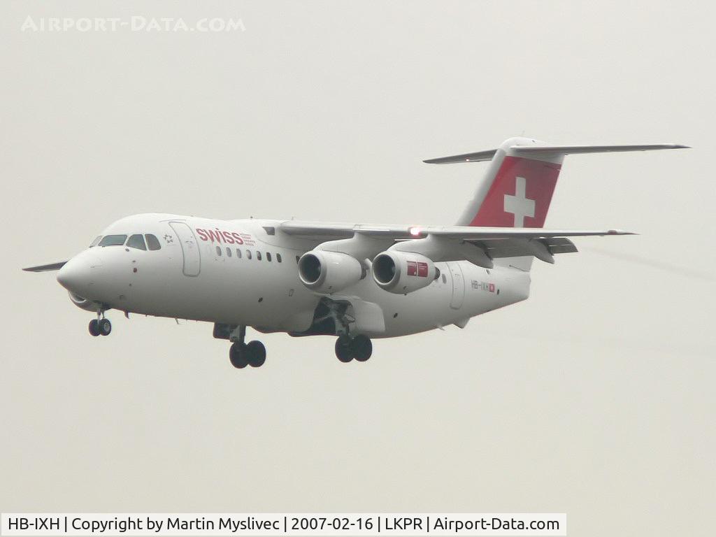 HB-IXH, 1993 British Aerospace Avro 146-RJ85 C/N E.2233, Avro RJ85