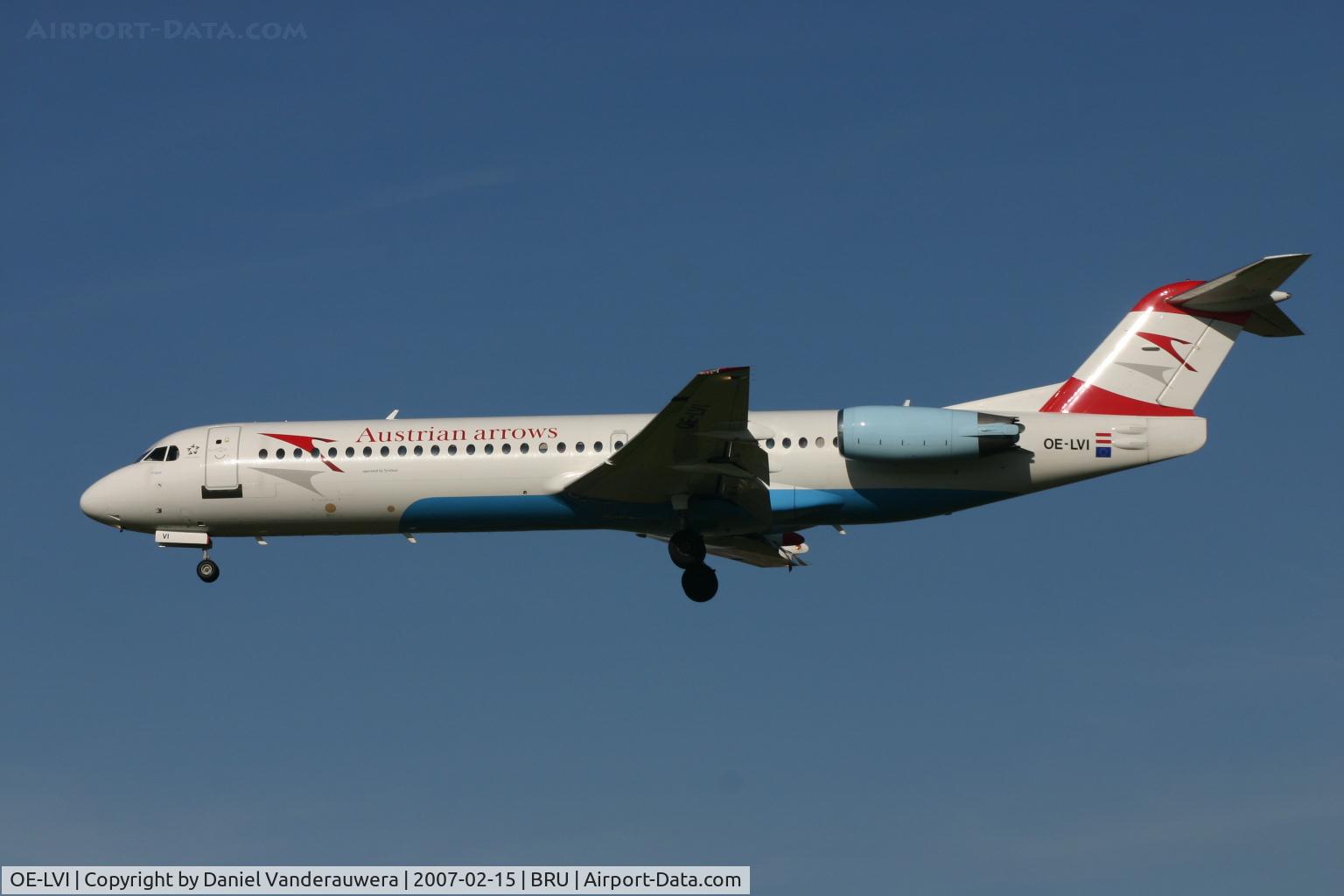 OE-LVI, 1993 Fokker 100 (F-28-0100) C/N 11468, arrival of flight OS367 from VIE