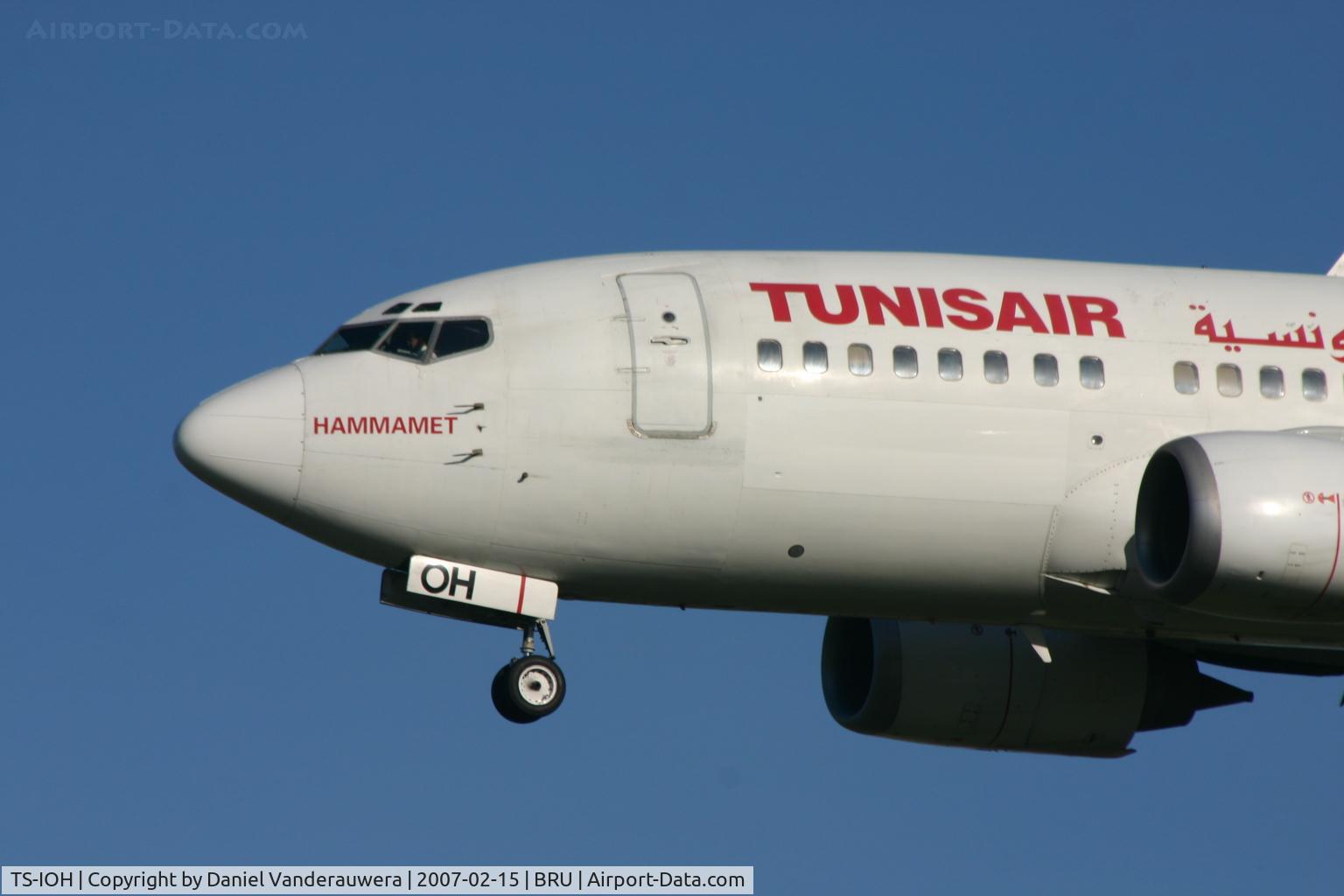 TS-IOH, 1993 Boeing 737-5H3 C/N 26640, close-up of HAMMAMET