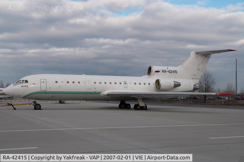 RA-42415, Yakovlev Yak-42D C/N 4520422219089, Karat Yakovlev 42