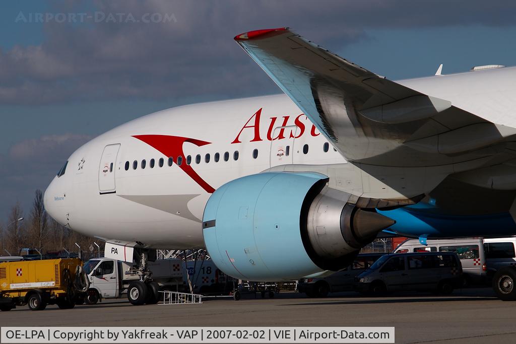 OE-LPA, 1997 Boeing 777-2Z9/ER C/N 28698, Austrian Airlines Boeing 777-200