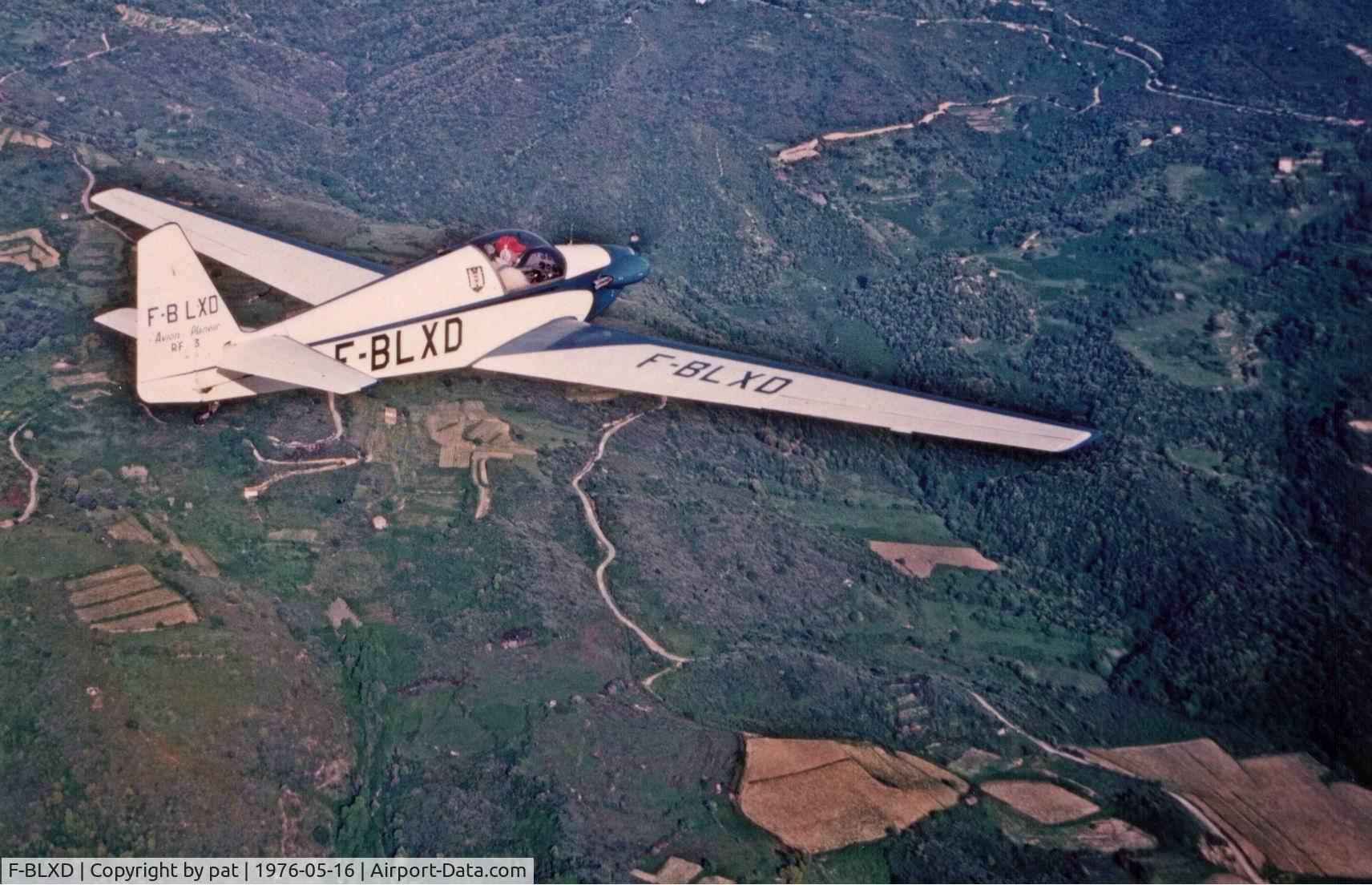 F-BLXD, Alpavia Fournier RF-3 C/N 12, Fournier RF3 over Corsica (pilot Georges CALEN)