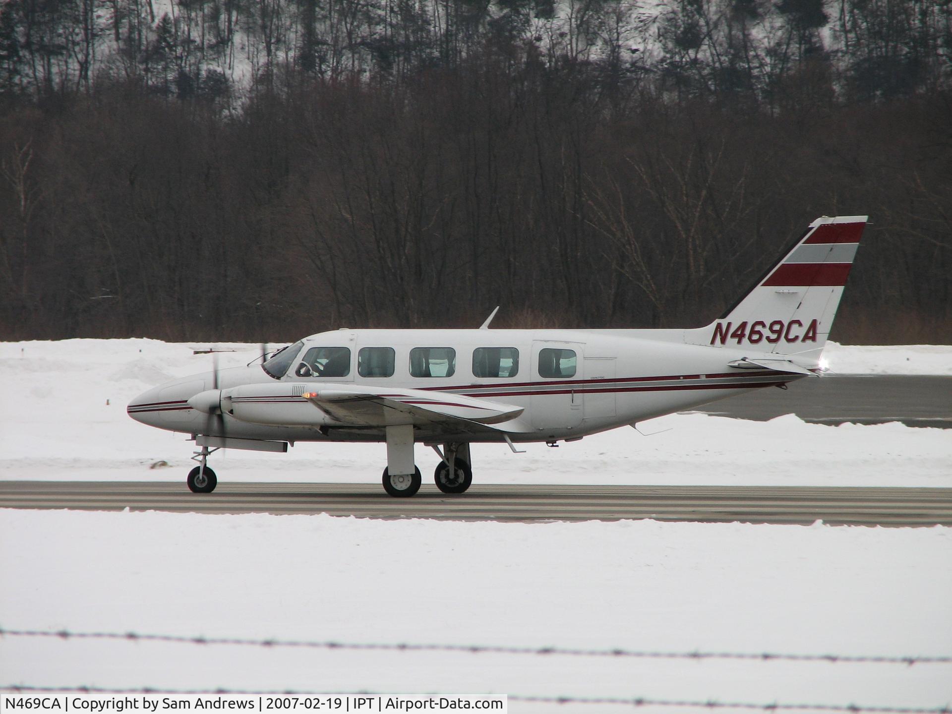 N469CA, 1979 Piper PA-31-350 Chieftain C/N 31-7952248, On the roll!