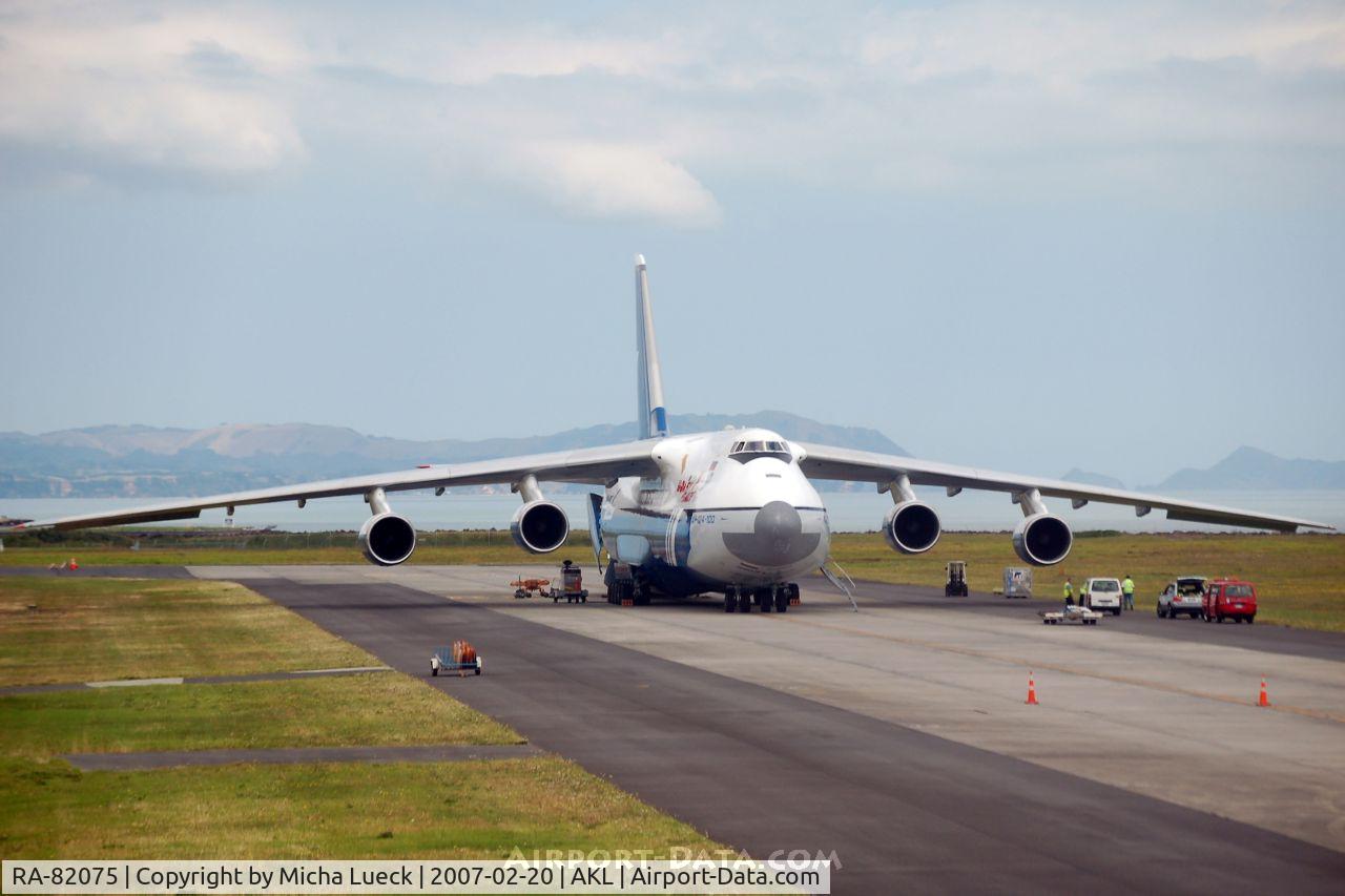 RA-82075, 1994 Antonov An-124-100 Ruslan C/N 9773053459147, A very rare visitor in Auckland!