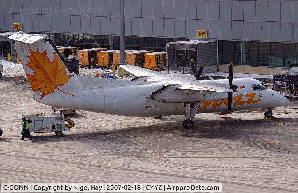C-GONN, 1988 De Havilland Canada DHC-8-102 Dash 8 C/N 101, At the gate