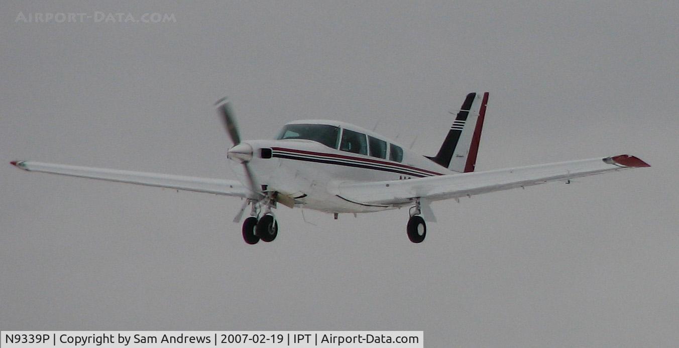 N9339P, 1969 Piper PA-24-260 Comanche C/N 24-4837, Short final on a very cold overcast VFR day.