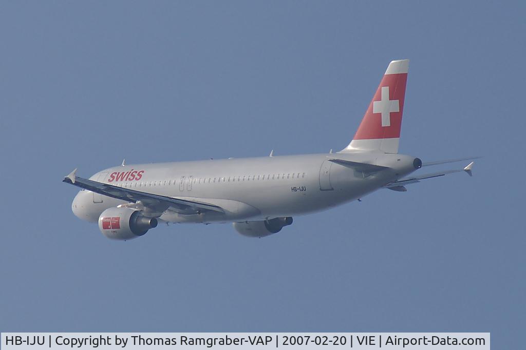 HB-IJU, 2003 Airbus A320-214 C/N 1951, Swiss International Air Lines Airbus A320