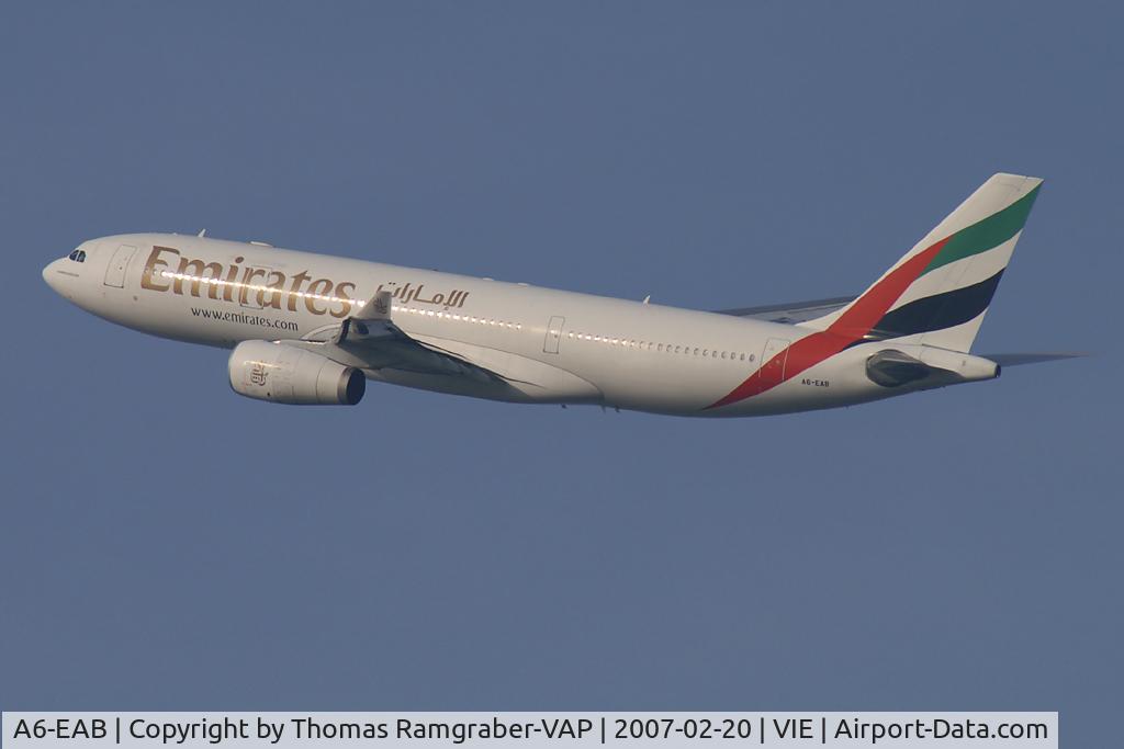 A6-EAB, 2000 Airbus A330-243 C/N 365, Emirates Airbus A330-200
