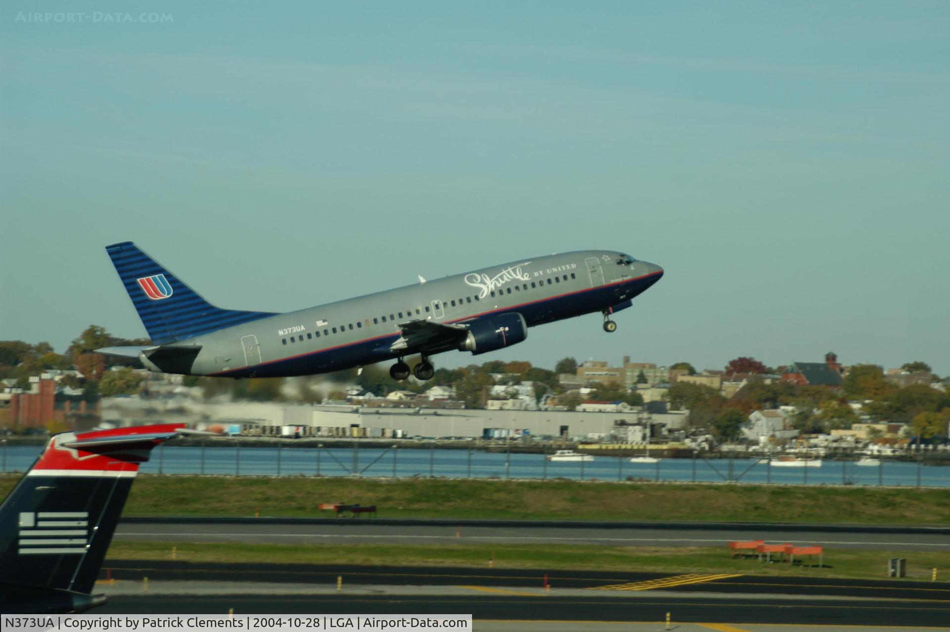 N373UA, 1989 Boeing 737-322 C/N 24638, SHUTTLE BY UNITED BOEING 737