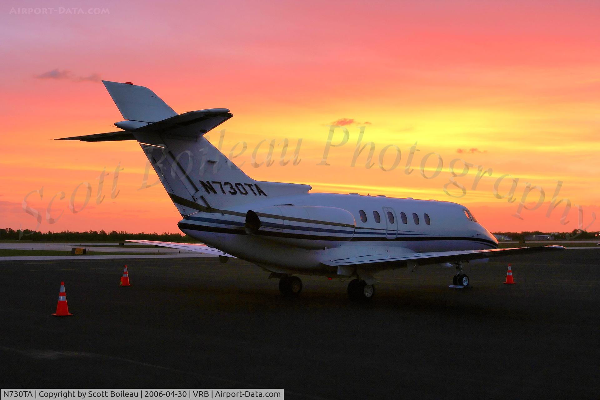 N730TA, 1998 Raytheon Hawker 800XP C/N 258383, Hawker 800xp