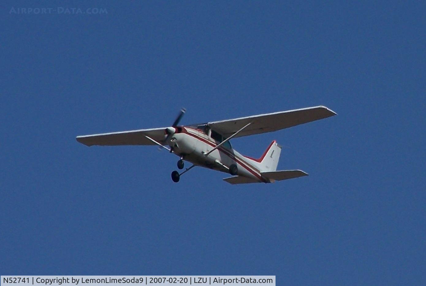 N52741, 1981 Cessna 172P C/N 17274596, This is a show of 741 right after takeoff.
