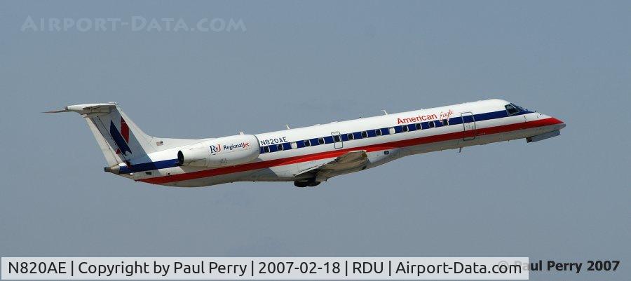 N820AE, 2002 Embraer ERJ-140LR (EMB-135KL) C/N 145576, Cleaning up and heading out